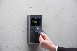 Contrôle d’accès : badge, code ou biométrie, quel système choisir ?